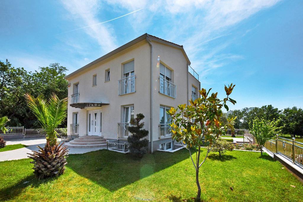 Villa Valerio Porec Exterior photo